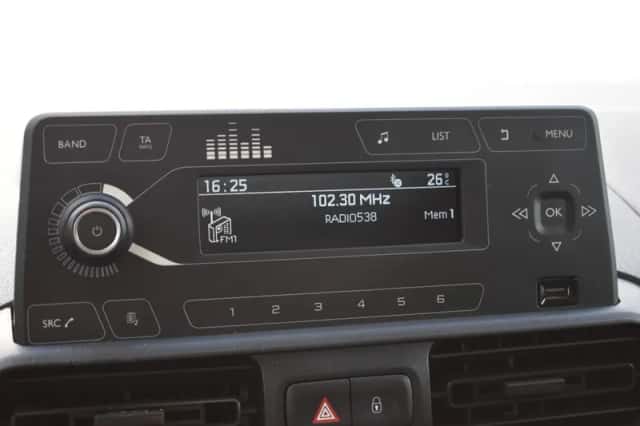 Peugeot Partner (2021) thumbnail 28