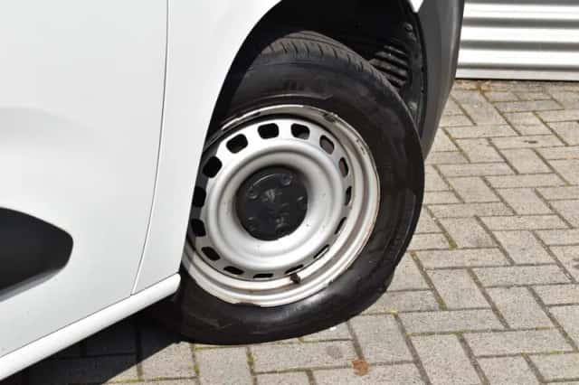 Peugeot Partner (2021) thumbnail 9