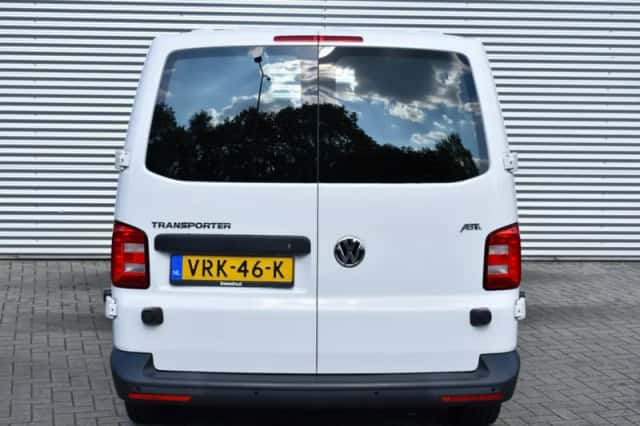 Volkswagen Transporter (2020) thumbnail 9