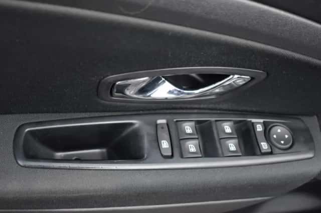 Renault Mégane (2014) thumbnail 11