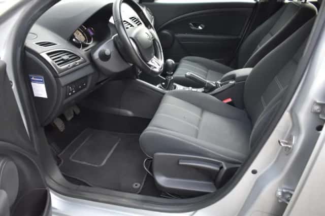 Renault Mégane (2014) thumbnail 12