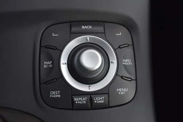 Renault Mégane (2014) thumbnail 23