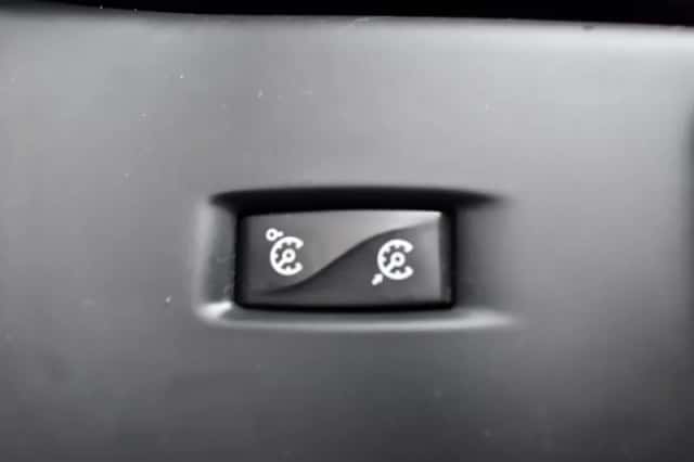 Renault Mégane (2014) thumbnail 26