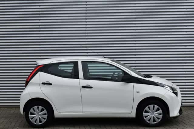 Toyota Aygo (2019) thumbnail 7