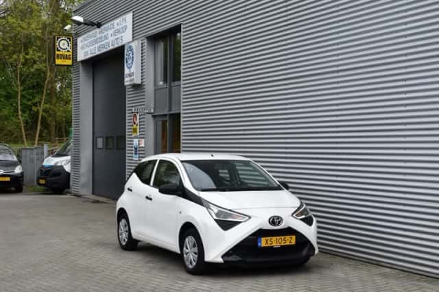 Toyota Aygo (2019) thumbnail 8