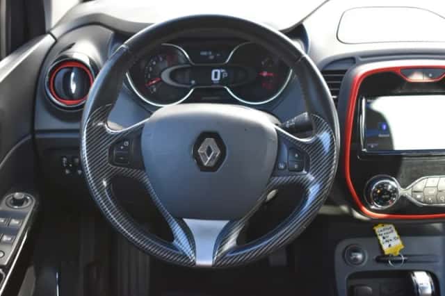 Renault Captur (2017) thumbnail 22