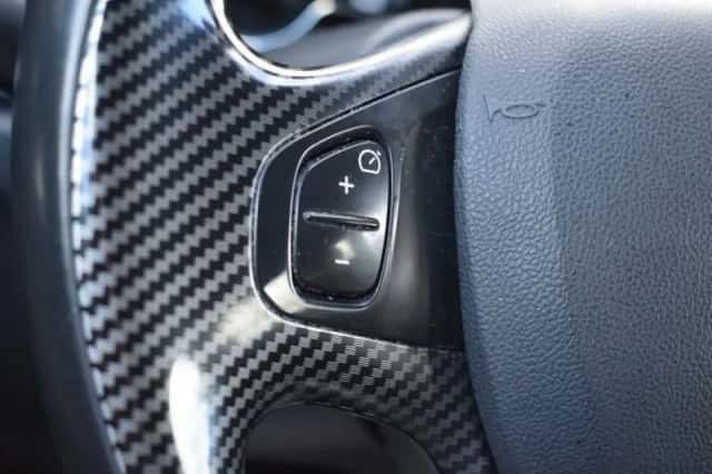 Renault Captur (2017) thumbnail 24