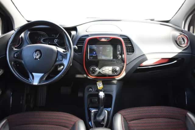 Renault Captur (2017) thumbnail 29