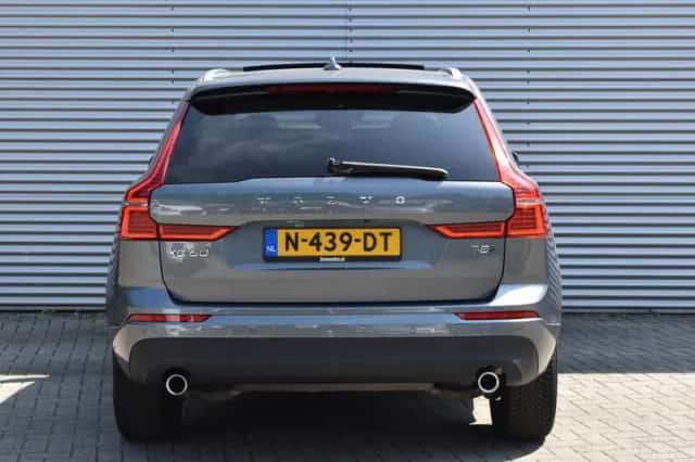 Volvo XC60 (2019) thumbnail 6
