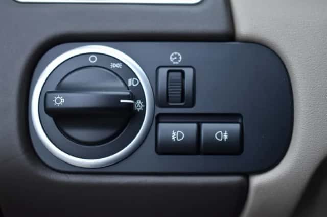 Land Rover Range Rover Sport (2010) thumbnail 29