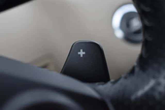 Land Rover Range Rover Sport (2010) thumbnail 34