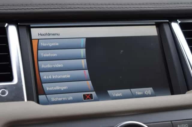 Land Rover Range Rover Sport (2010) thumbnail 45