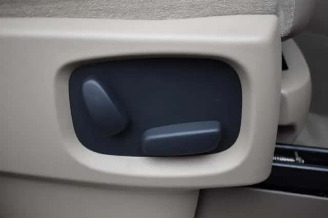Land Rover Range Rover Sport (2010) thumbnail 52
