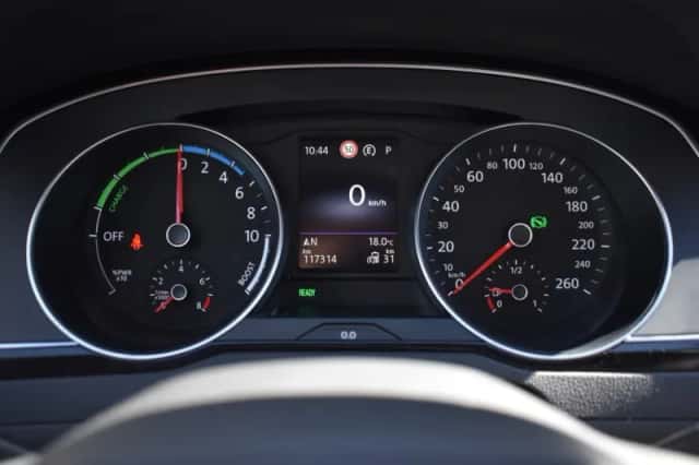 Volkswagen Passat (2021) thumbnail 25