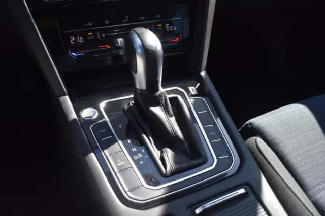 Volkswagen Passat (2021) thumbnail 34