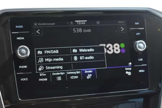 Volkswagen Passat (2021) thumbnail 42