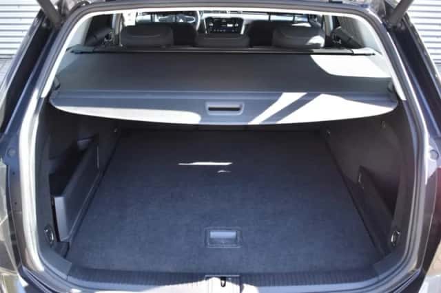 Volkswagen Passat (2021) thumbnail 8