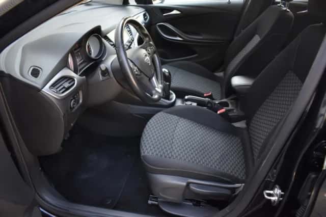 Opel Astra (2016) thumbnail 15