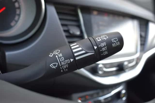 Opel Astra (2016) thumbnail 25
