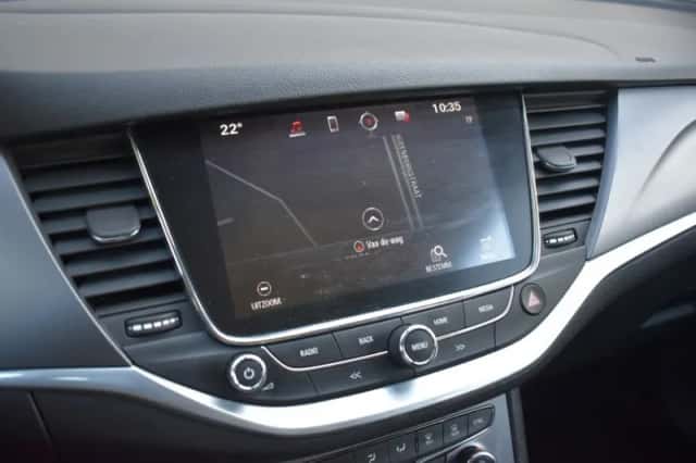 Opel Astra (2016) thumbnail 30
