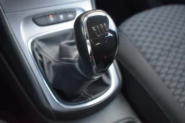 Opel Astra (2016) thumbnail 33