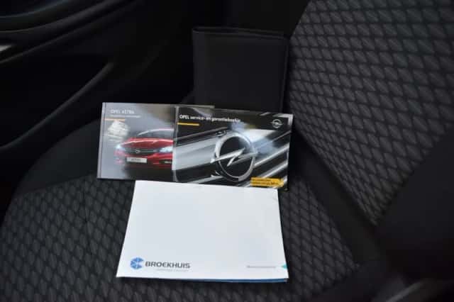 Opel Astra (2016) thumbnail 37