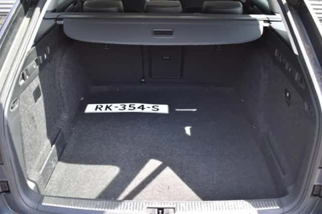 Škoda Superb (2018) thumbnail 15
