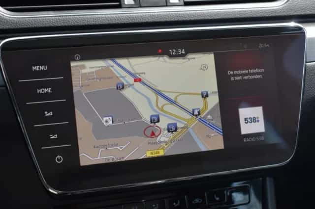 Škoda Superb (2018) thumbnail 36