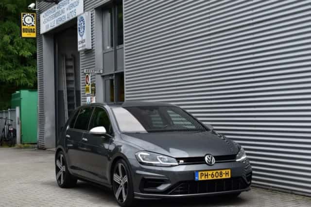 Volkswagen Golf (2017) thumbnail 12