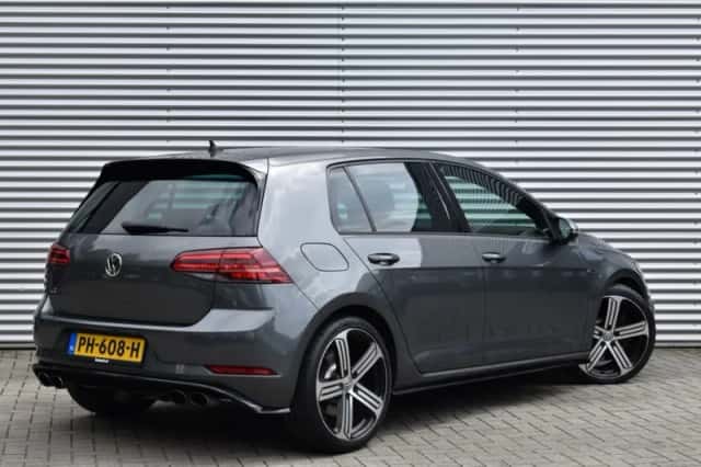 Volkswagen Golf (2017) thumbnail 4