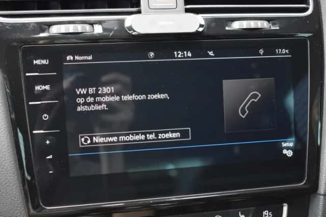 Volkswagen Golf (2017) thumbnail 42