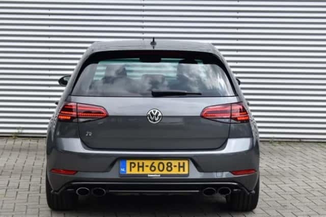 Volkswagen Golf (2017) thumbnail 9
