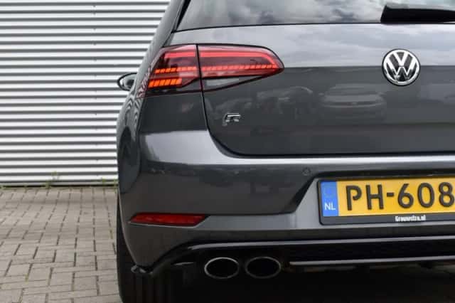 Volkswagen Golf (2017) thumbnail 10