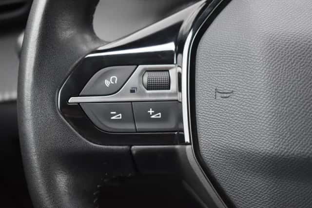Peugeot 208 (2020) thumbnail 20