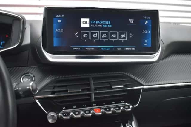 Peugeot 208 (2020) thumbnail 25