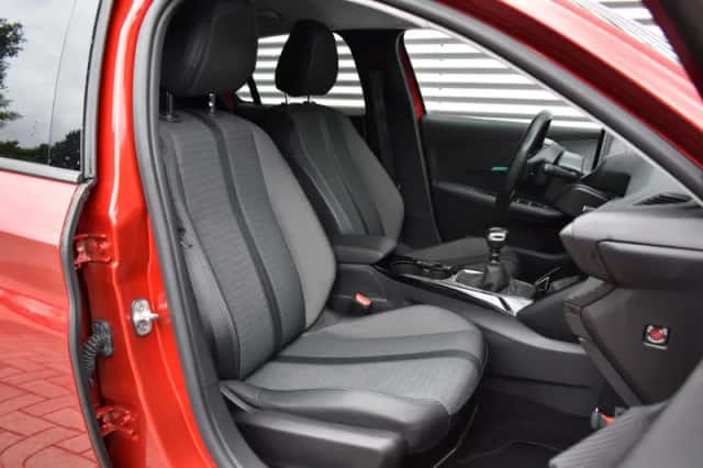 Peugeot 208 (2020) thumbnail 42