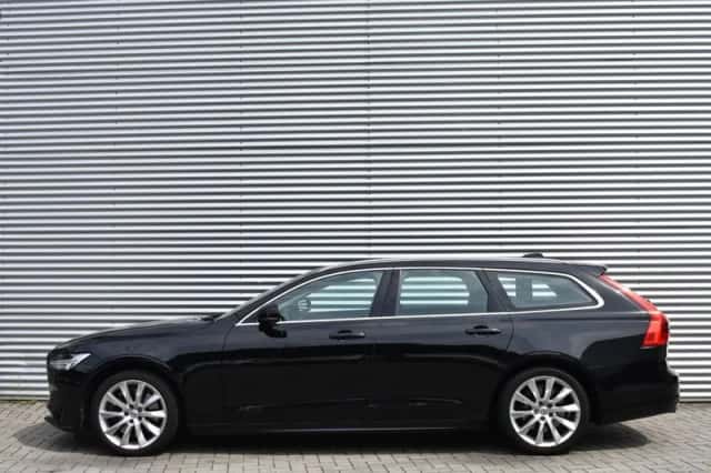 Volvo V90 (2018) thumbnail 2