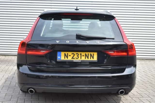 Volvo V90 (2018) thumbnail 5