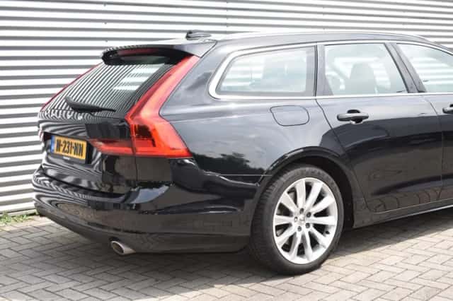 Volvo V90 (2018) thumbnail 8