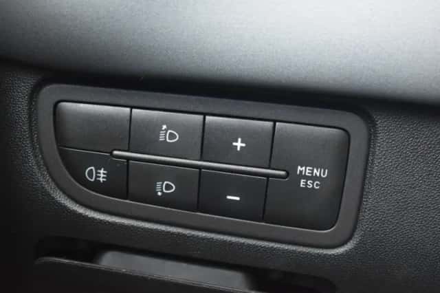 Fiat Punto (2010) thumbnail 15