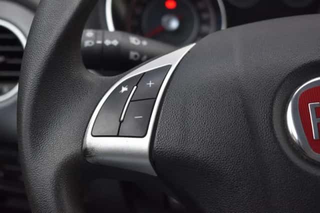 Fiat Punto (2010) thumbnail 19