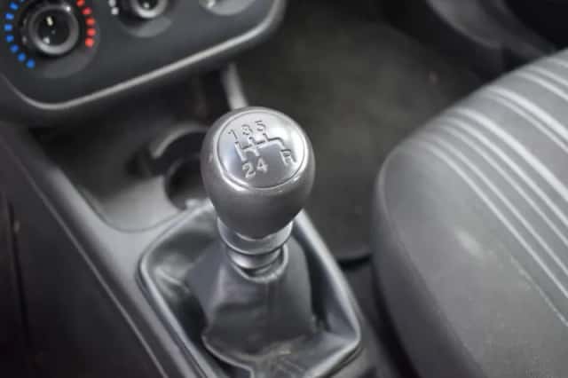 Fiat Punto (2010) thumbnail 26