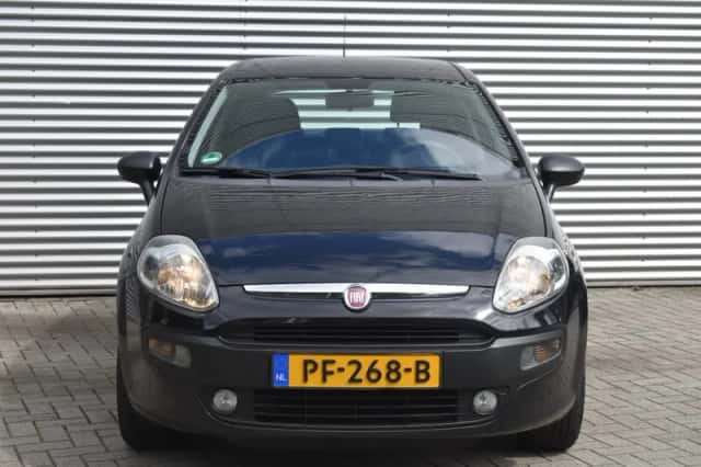 Fiat Punto (2010) thumbnail 6