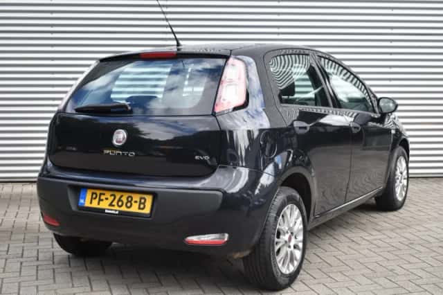 Fiat Punto (2010) thumbnail 8