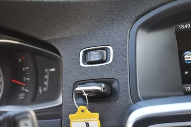 Volvo V60 (2014) thumbnail 23