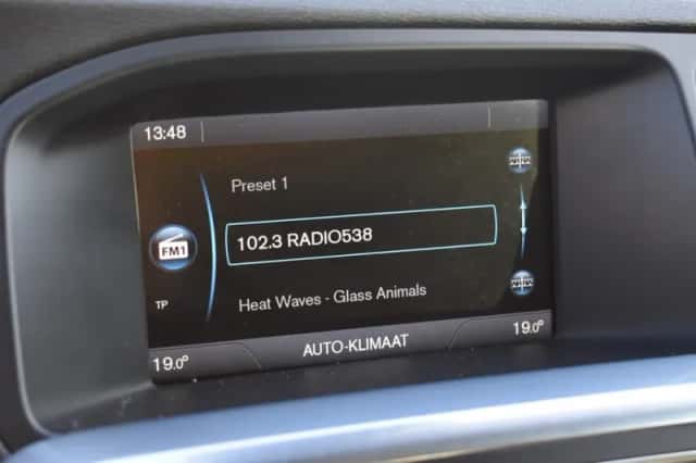 Volvo V60 (2014) thumbnail 26