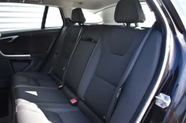 Volvo V60 (2014) thumbnail 31