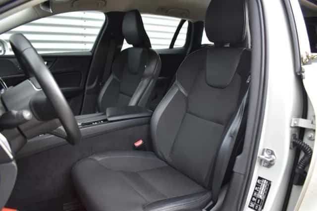 Volvo V60 (2020) thumbnail 13