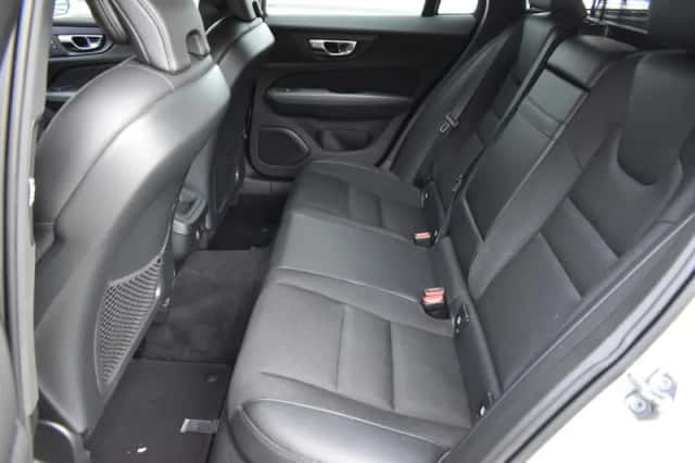 Volvo V60 (2020) thumbnail 15
