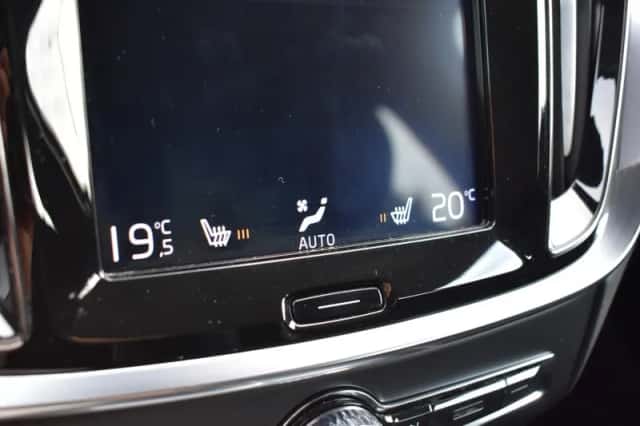 Volvo V60 (2020) thumbnail 34